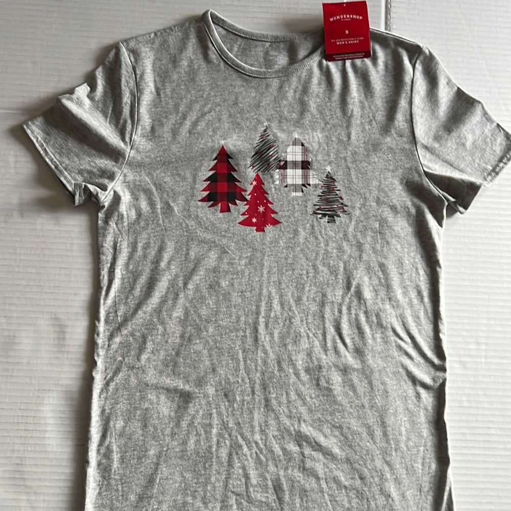 Wondershop Shirt.        #697